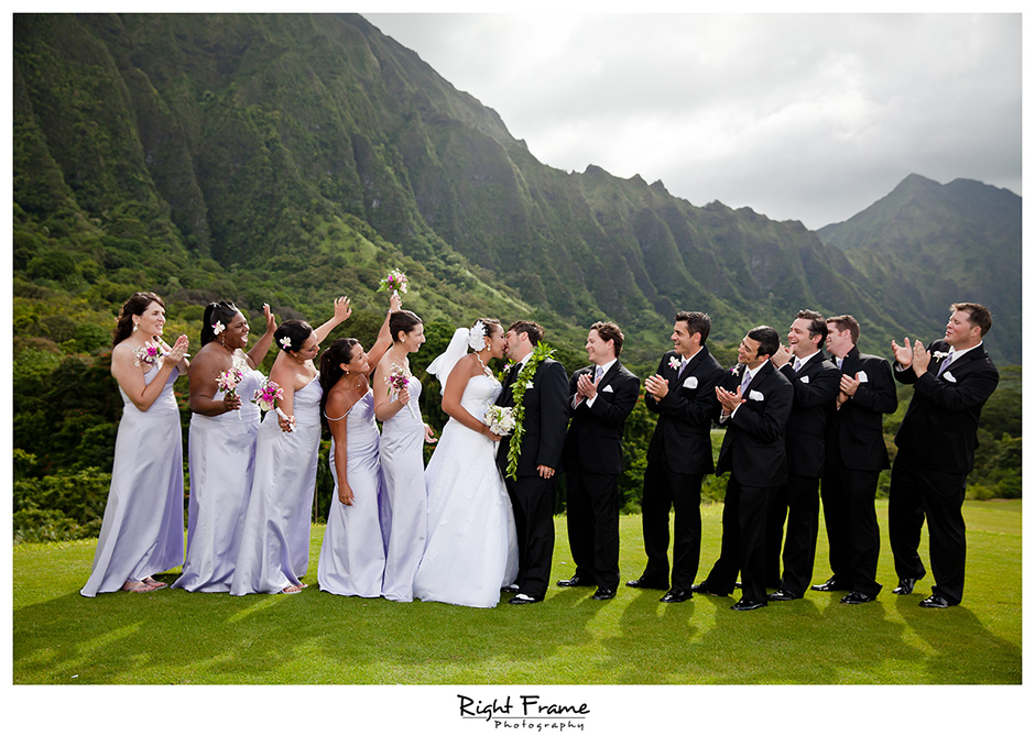 Koolau Ballrooms Wedding Honolulu Wedding by RIGHT FRAME PHOTOGRAPHY