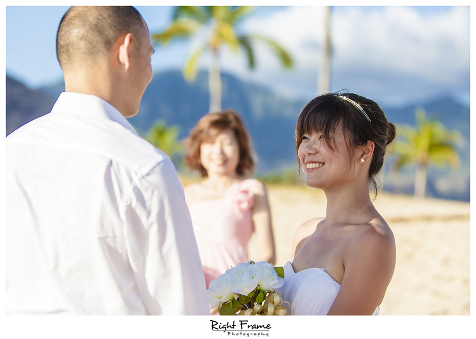 Wedding Photographer in Honolulu Hawaii Jet by RIGHT FRAME PHOTOGRAPHY