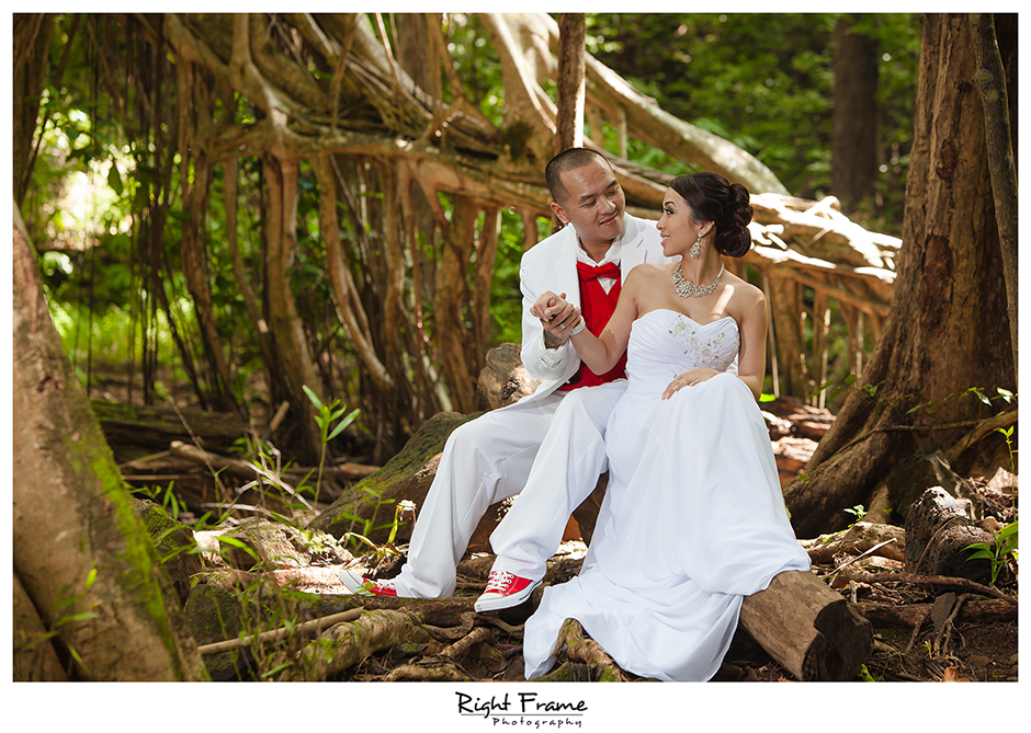 Wedding Photographers Hawaii Oahu Vicki by RIGHT FRAME