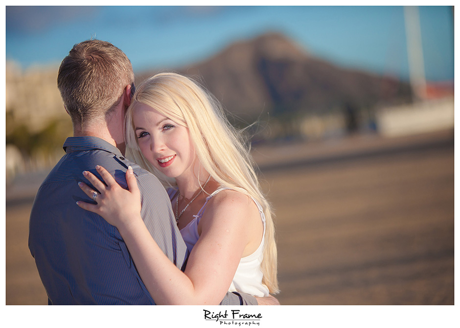 Professional Photographers in Honolulu Hawaii Alan by RIGHT FRAME