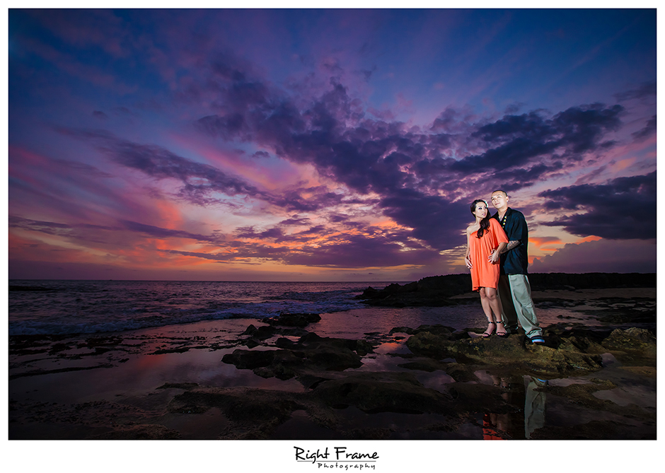 Photographers in Honolulu Hawaii Vicki by RIGHT FRAME PHOTOGRAPHY