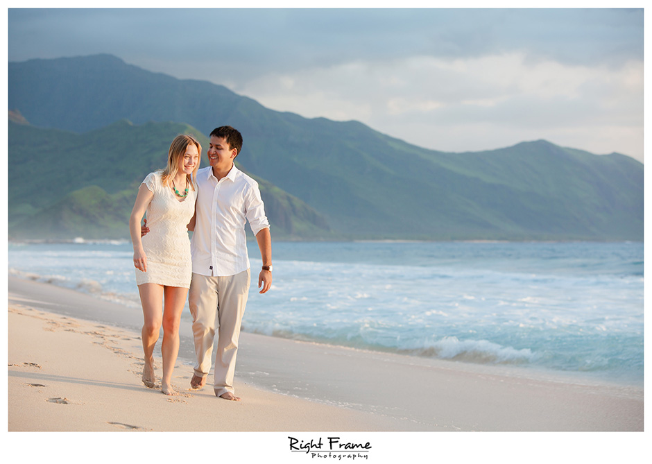 017_oahu engagement photographer