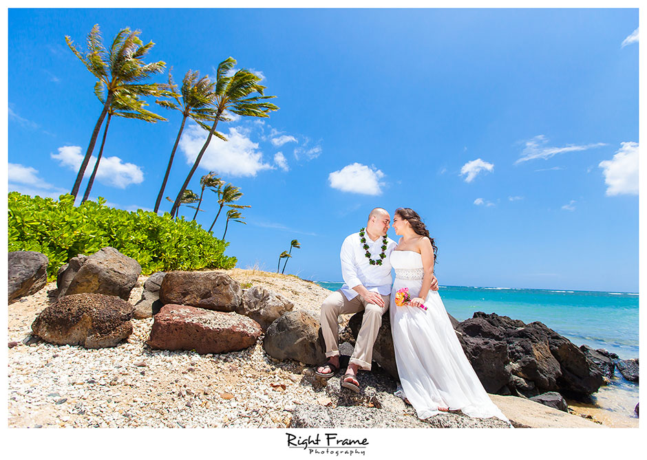 Hawaii Wedding Photography Theresa by RIGHT FRAME PHOTOGRAPHY
