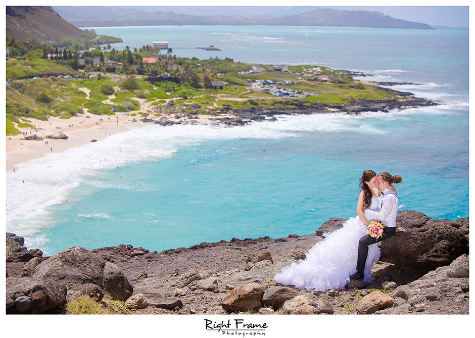 Wedding Photographers in Oahu Hawaii Beata Right Frame Photography