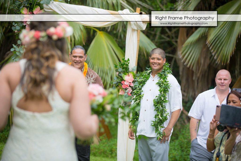 Ho`omaluhia Botanical Garden Wedding Kaneohe, Oahu, Hawaii by RIGHT