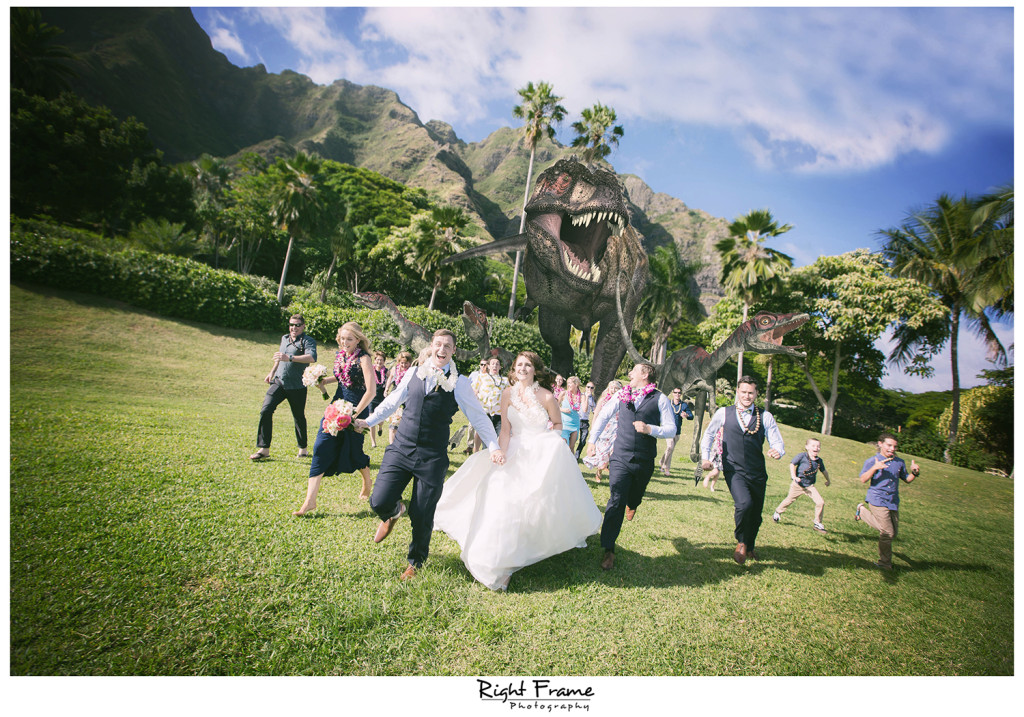 Kualoa Ranch Wedding Paliku Gardens By Right Frame Kualoa Ranch Wedding Dinosaur Trex Photo