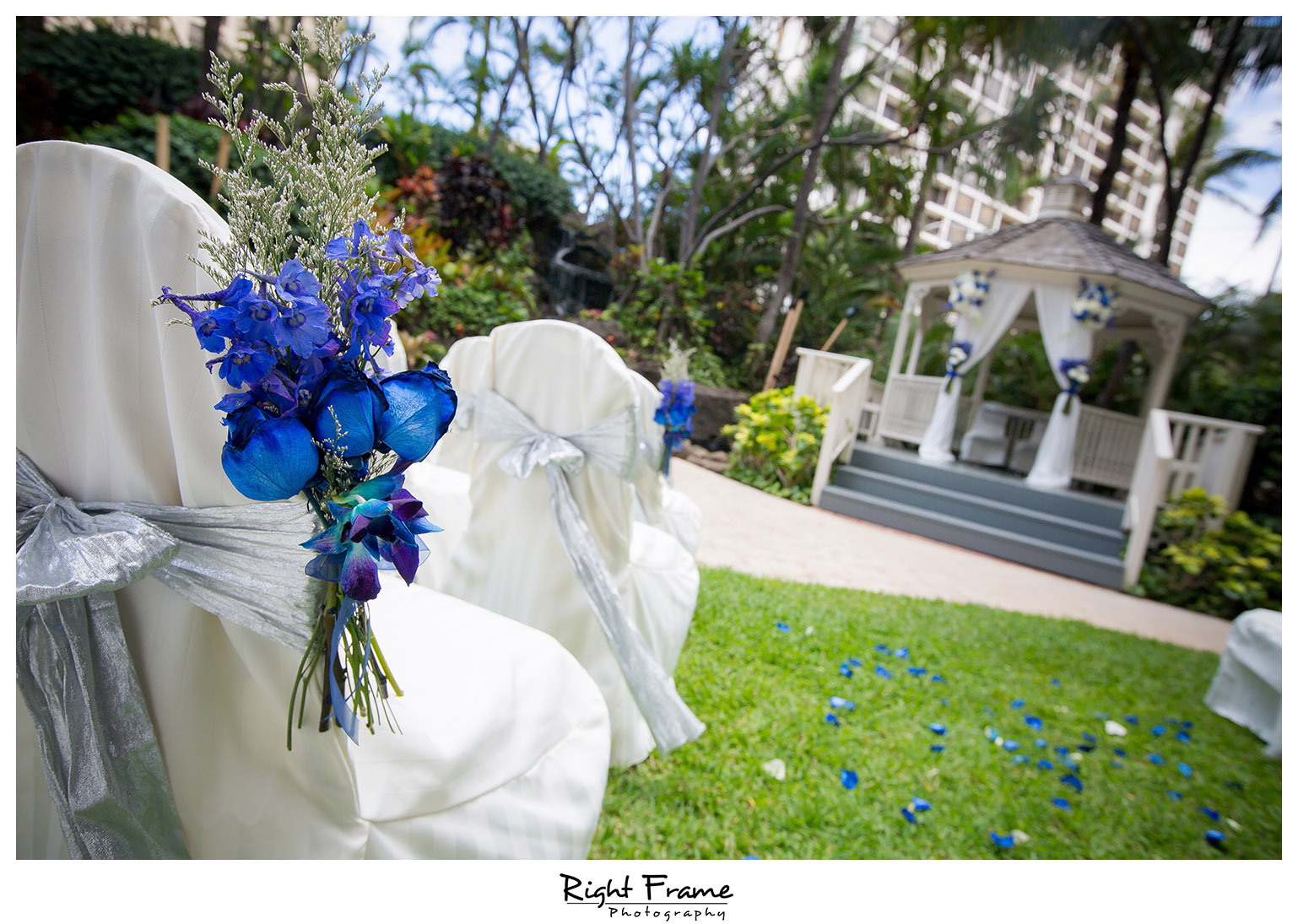 Right Frame Photography Wedding In Hilton Waikiki Beach Hotel Wedding At Hilton Waikiki Beach Hotel