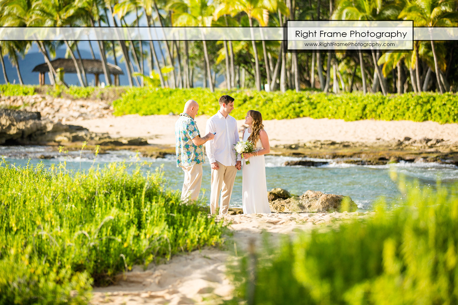 Secret Beach Ko Olina By Right Frame Photography Sunset Wedding At Secret Beach Oahu Hawaii