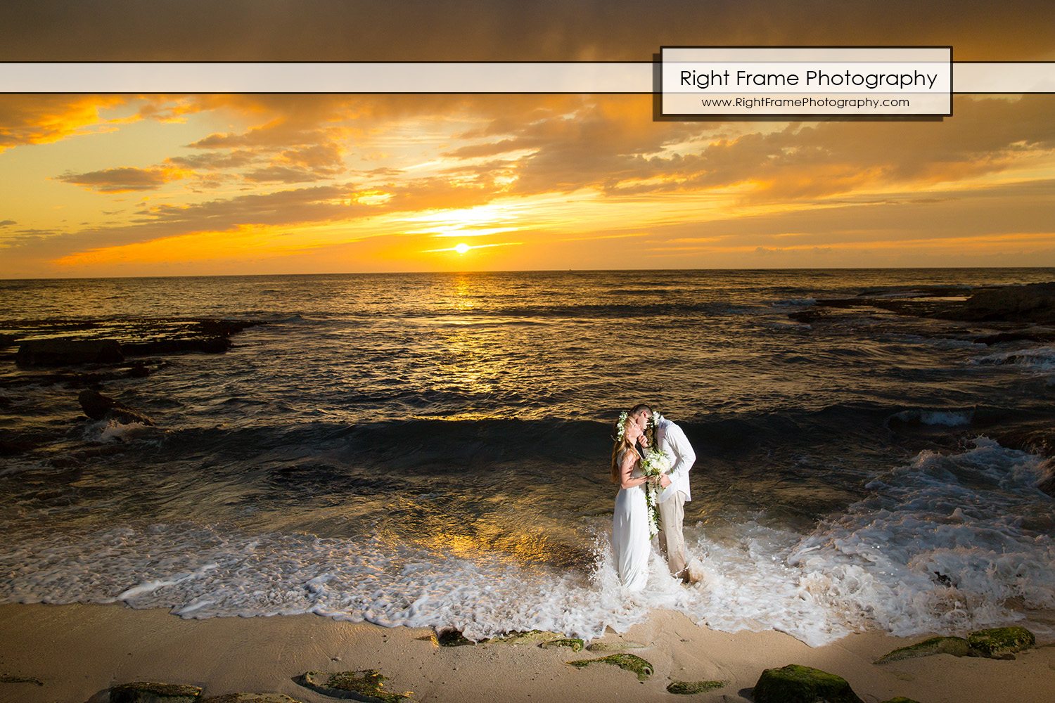 Secret Beach Ko Olina By Right Frame Photography Sunset Wedding At Secret Beach Oahu Hawaii